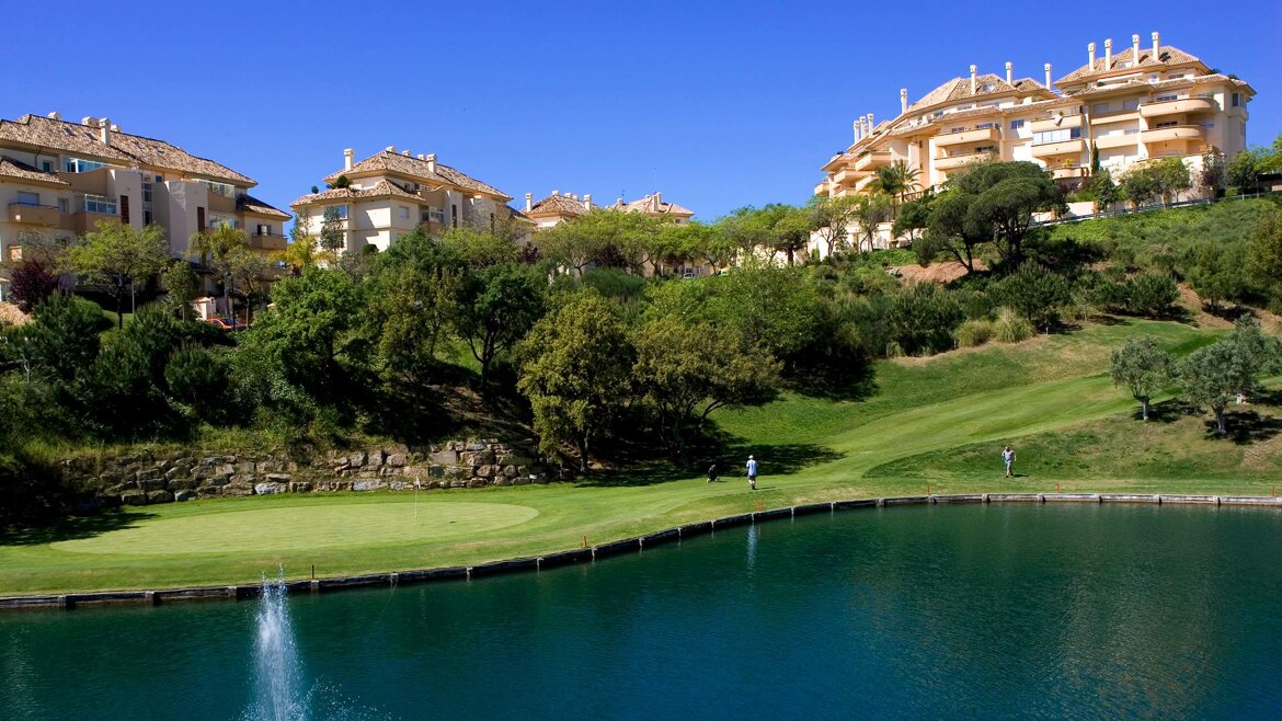 Rental property management in Elviria — family-friendly beachfront east Marbella