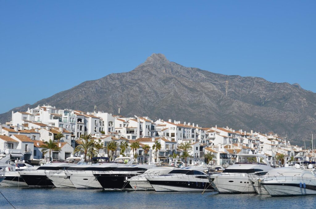 Airbnb rental management in Marbella, Costa del Sol — luxury beachfront apartments and villas