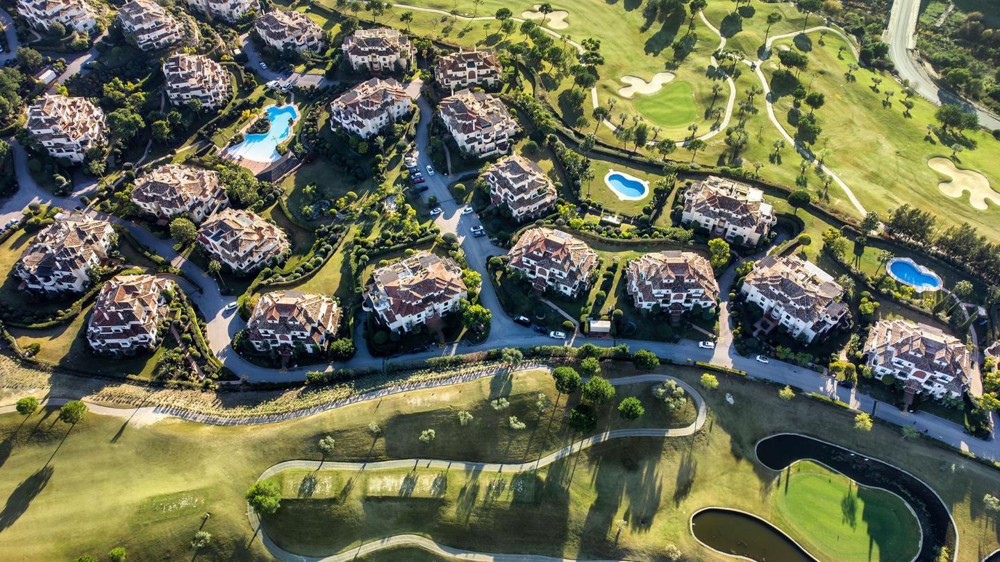Vista aérea del complejo y el campo de golf, Apartamento en Capanes del Golf
