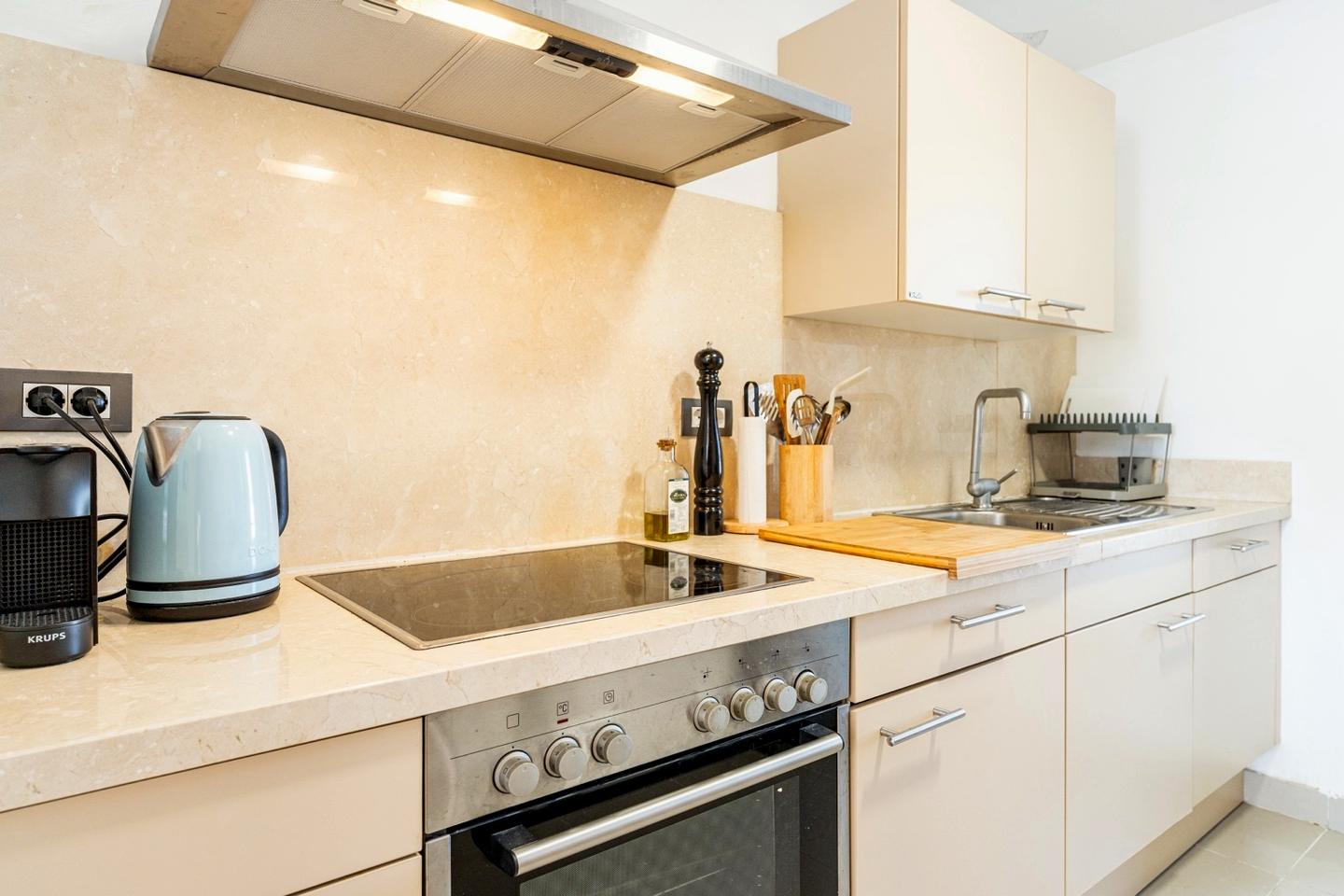 Fully equipped kitchen, Cortijo del Mar Apartment