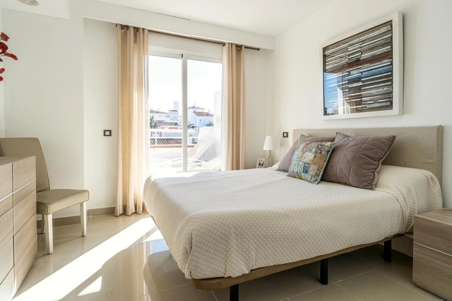 Main bedroom, Cortijo del Mar Apartment