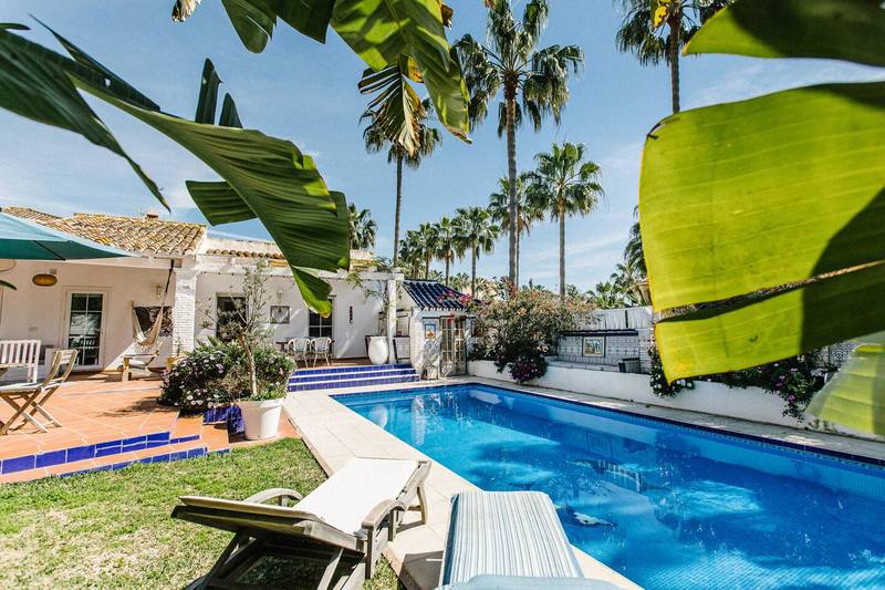 Piscina privada, Villa en Marbesa